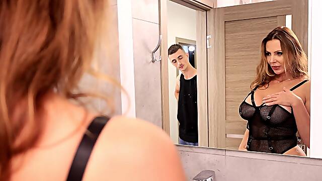 Hot milf action with Moon Flower on the sofa