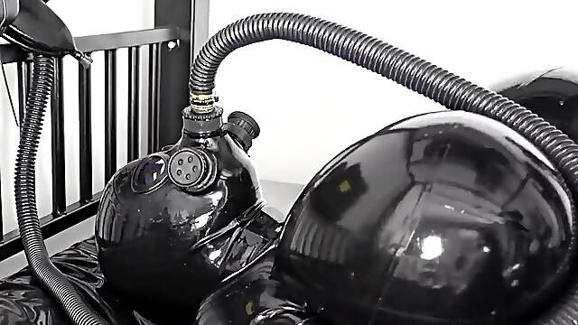 Amateur fetish big booty bitch riding with her bum