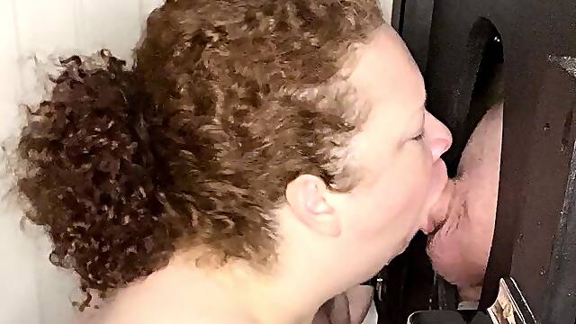 I love when I can feel the guy cumming in my mouth- that