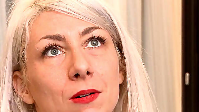 Mature blonde Julie Holly receives double anal creampie