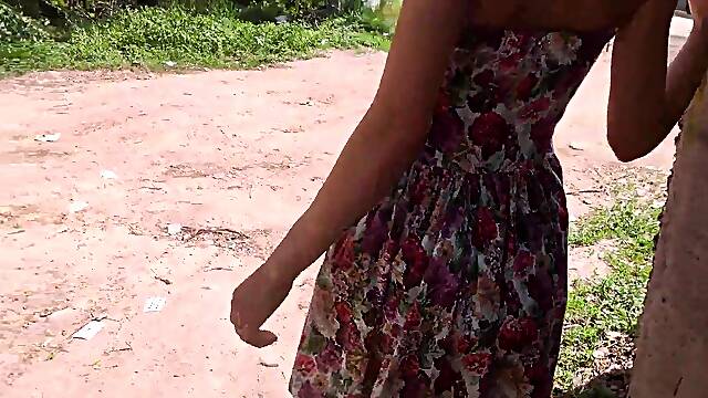 Public blowjob in the park, cum on tits - POV