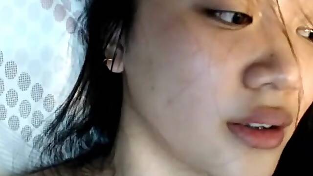 Hot indonesian amateur masturbating