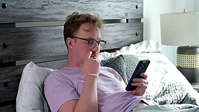 Creampied My Cheating Stepmom