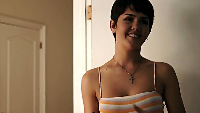 TS Daisy Taylor catches stepdad Pierce Paris jerking and joins