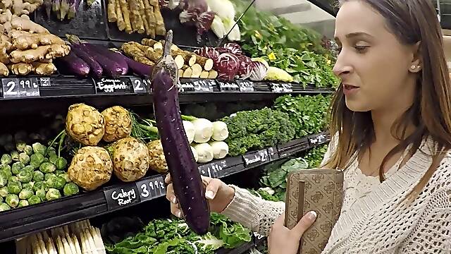 Inspiring senorita visits the supermarket for the nasty flashing