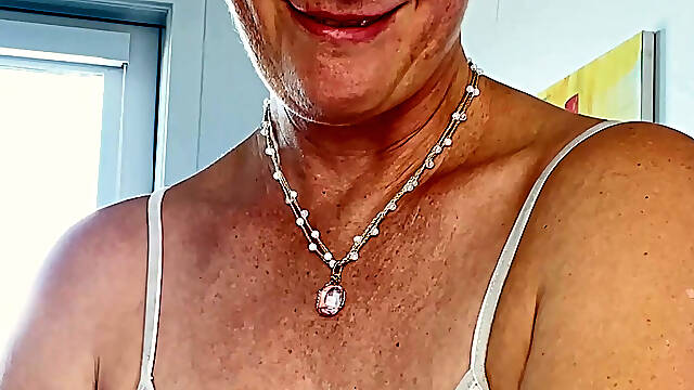 MILF Gave Her Boss a JOI To Help With His Work Trouble