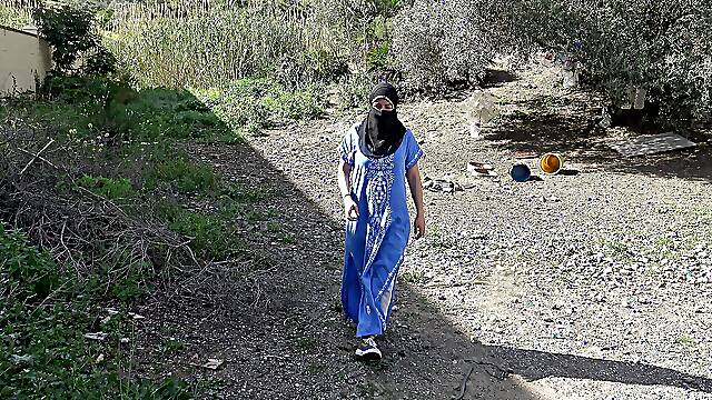 American Soldier Fucks Iraqi Muslim Wife in Her Asshole