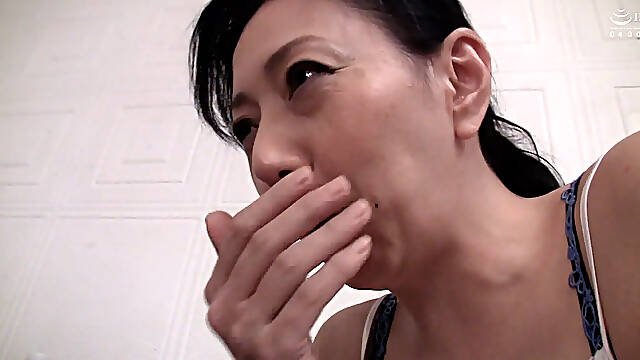 A Nasty Story of a Mature Woman the Burning Body of a Chaste Mature Woman Suddenly Changes