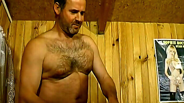 A Pure Amateur Couple Who Wants a Souvenir on Video