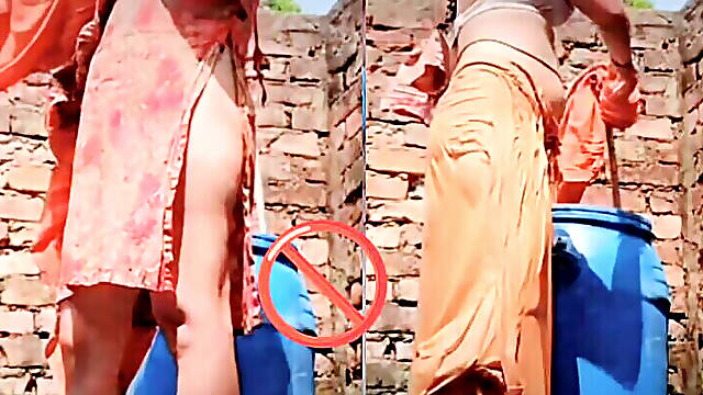 Mms Bhabhi Shares Nude Video While Taking Bath