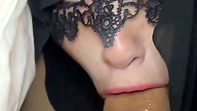 I Crawled Out From Under the Blanket for Extreme Sloppy Deepthroat on Huge Cock